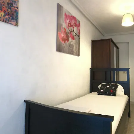 Ruben Vela * Valencia
